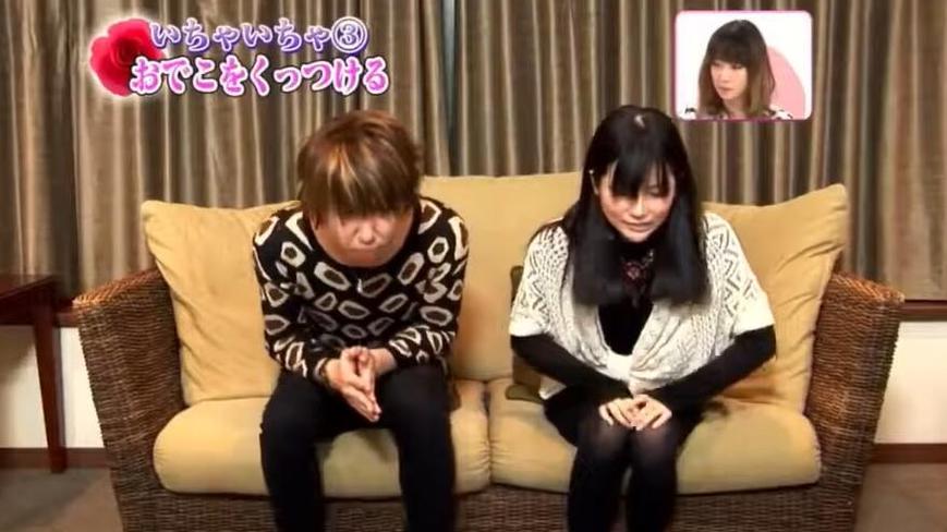 日本综艺节目《先接吻后恋爱》，看男女主角如何获得爱情。